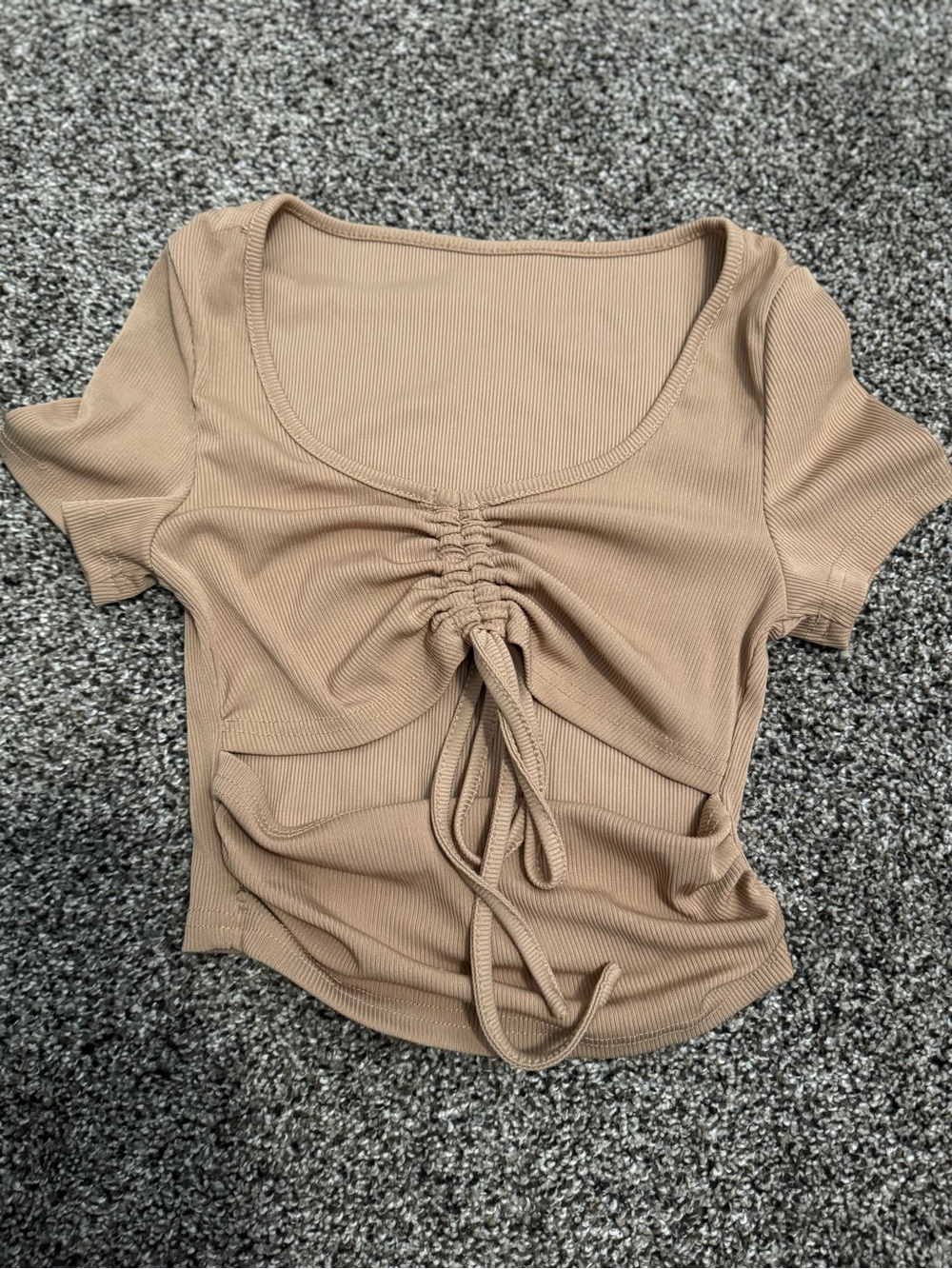 SHEIN Ruched Scoop Neck Short Sleeve Top - Beige